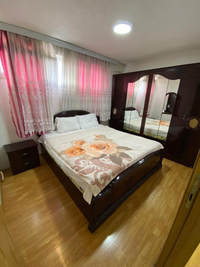 Hotel Venecia Apartments Струга Экстерьер фото